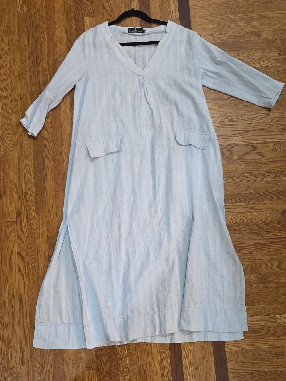 Pomander Place Light Blue V-Neck Kaftan Bathing Suit Cover-up Size M